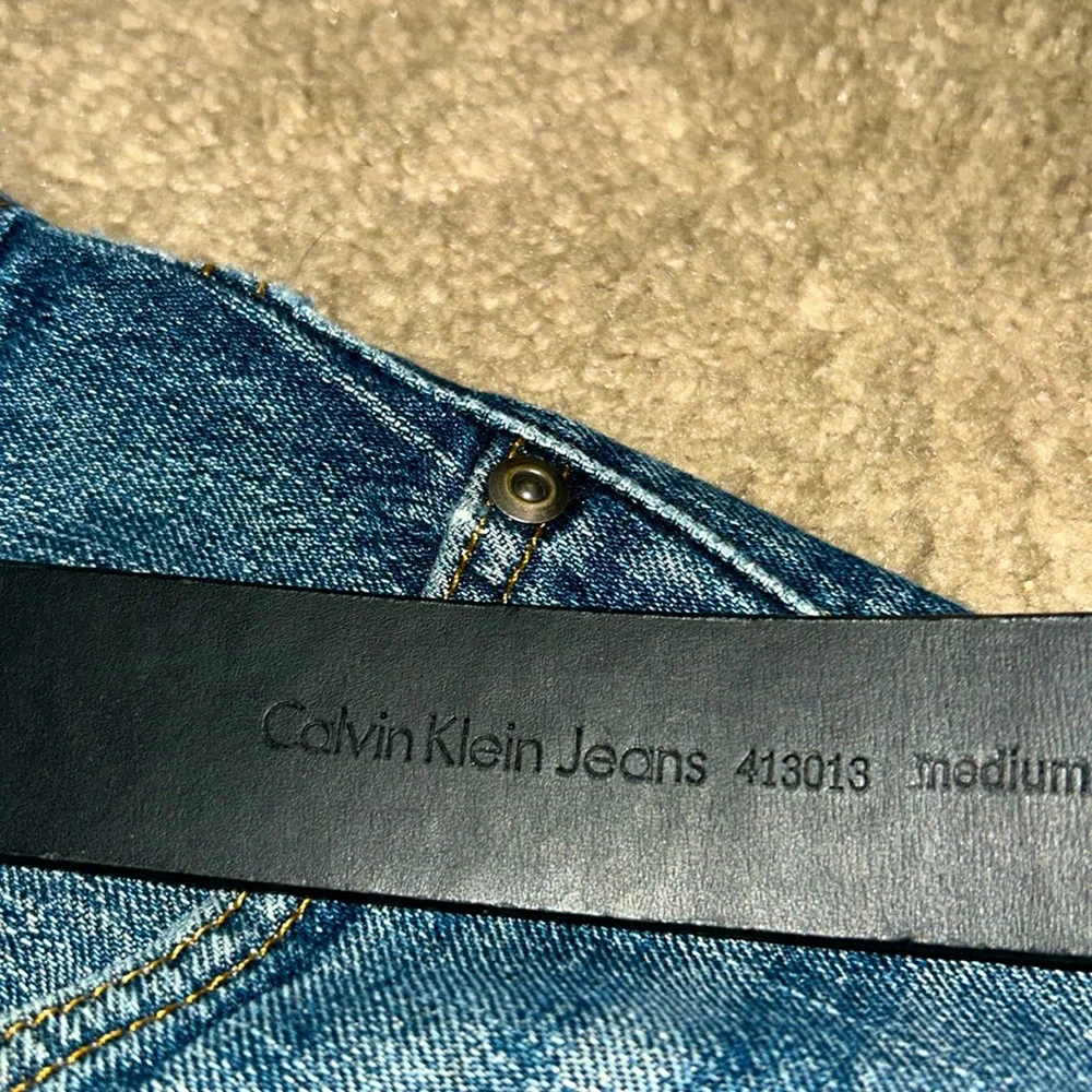 Calvin Klein Jeans Faux Leather Belt Sz Medium Blk Silver Buckle